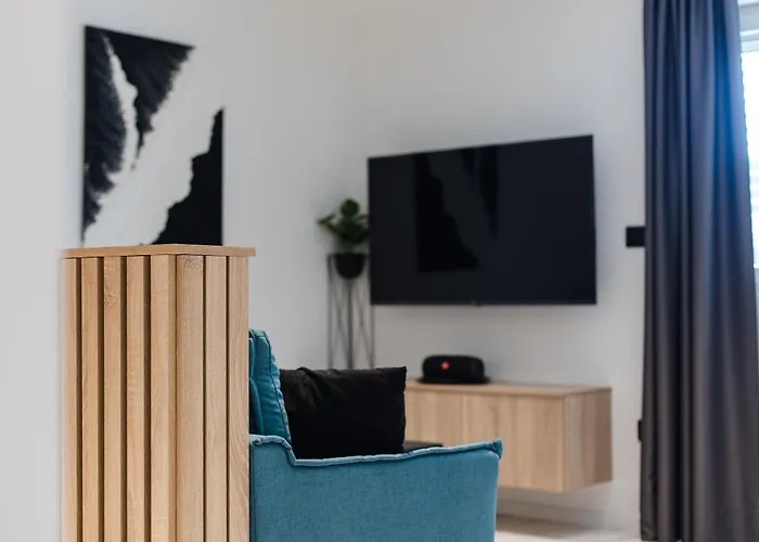 Sunset Bay Luxury Apartment